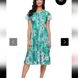 SLYN Lace Printed Green Blue Floral Midi Dress Sz 18 Short Sleeve New